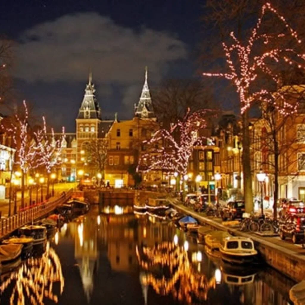 AMS (16)