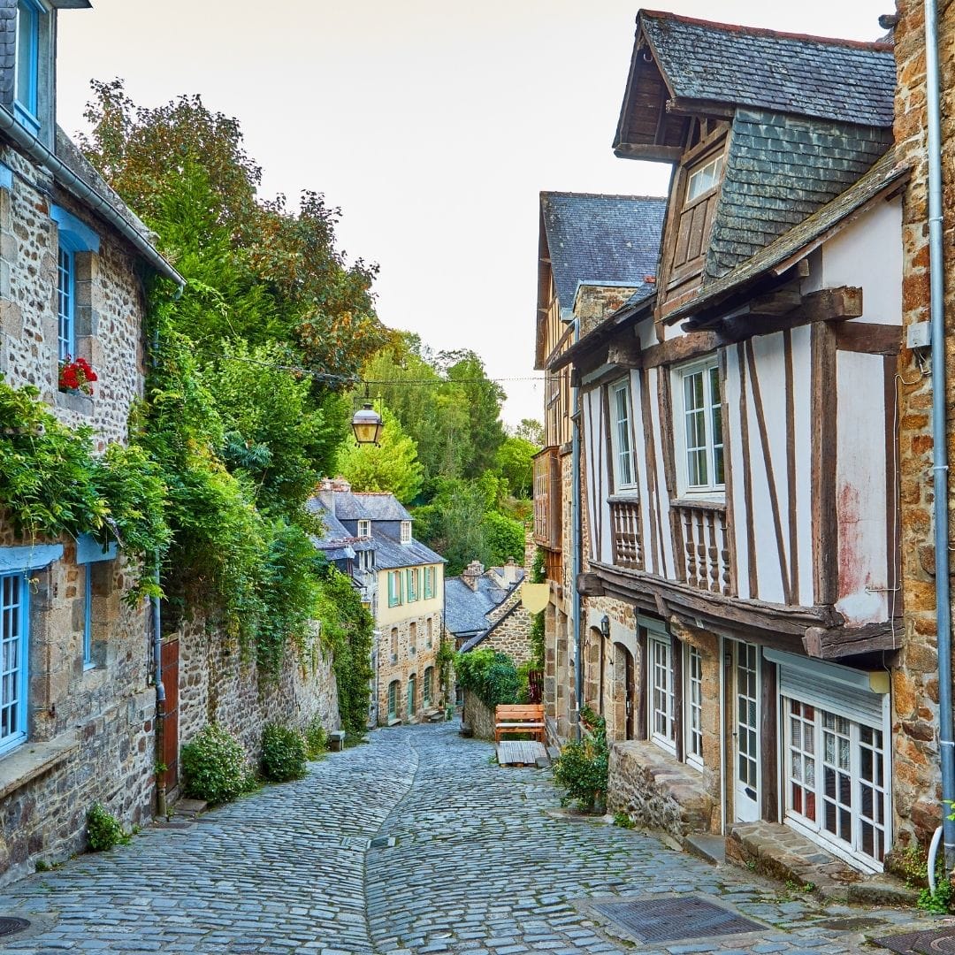 Dinan